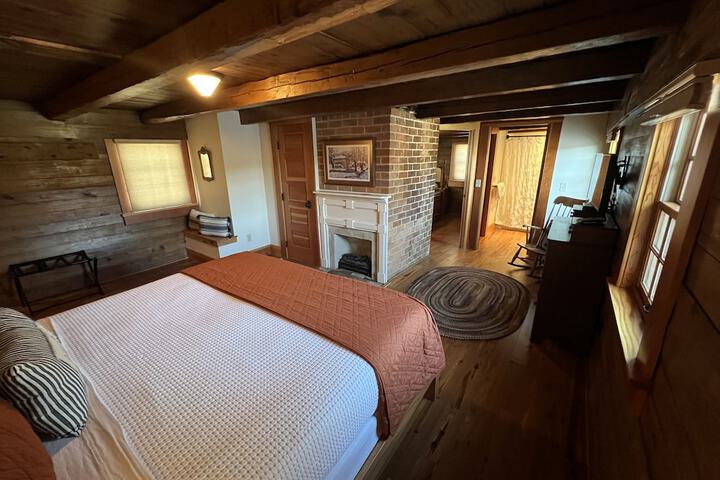 Room 41 of 49