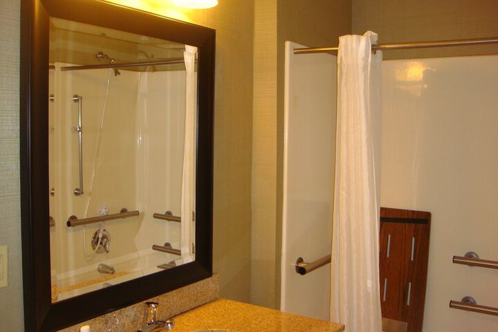 Room 15 of 24