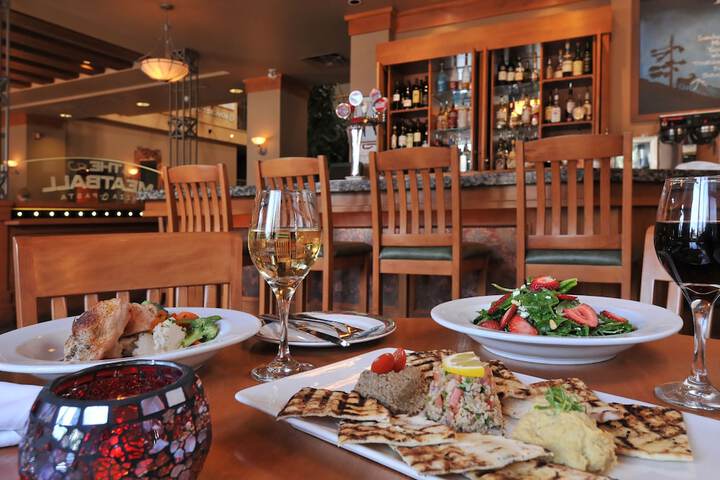 Dining 62 of 72