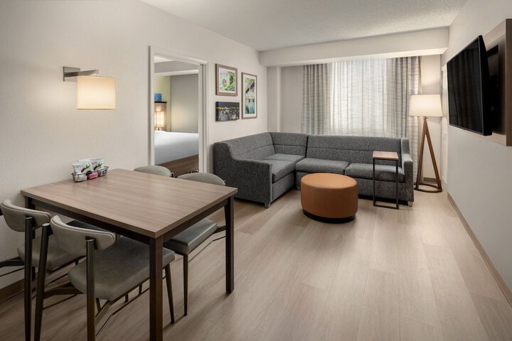 Room 42 of 67