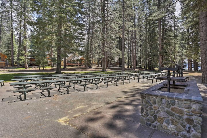 Cozy Chester Home w / Patio & Lake Access!