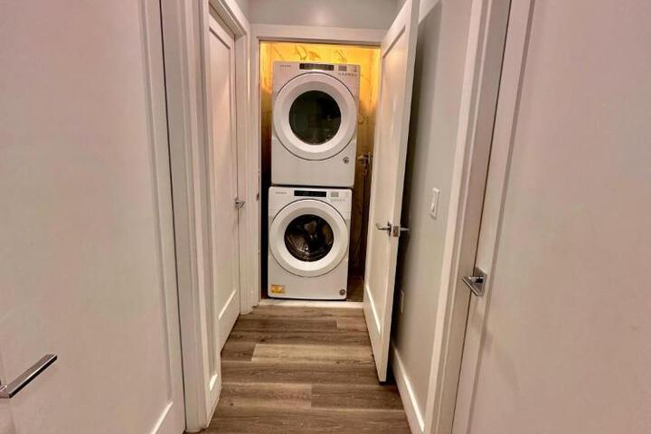 The Modern Suite - 2BR Close to NYC