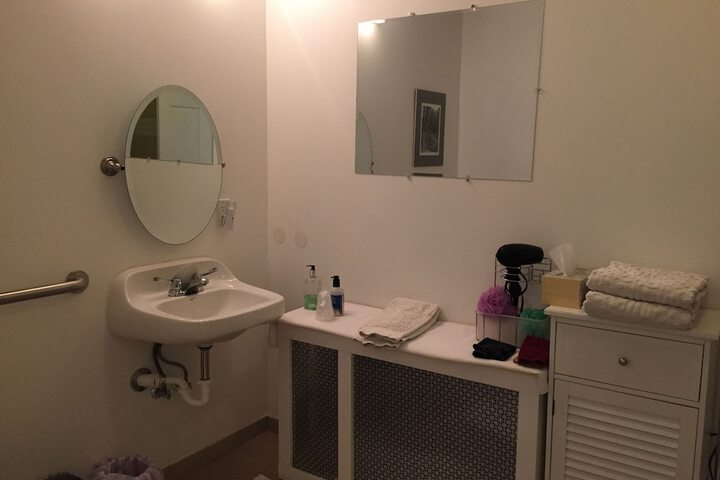 Room 30 of 73