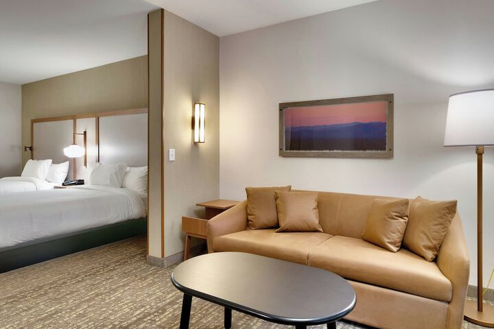 Fairfield by Marriott Inn & Suites Denver West / Federal Center