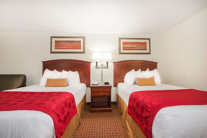 Ramada by Wyndham Enid