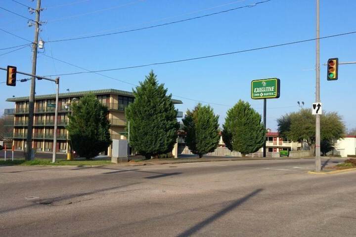 Executive Inn Laurel