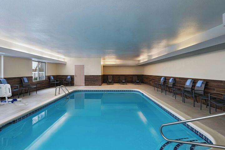 Pool 2 of 39