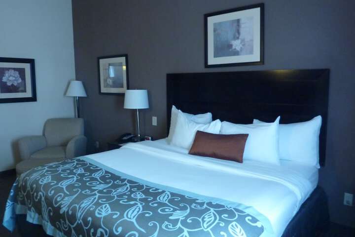 Room 18 of 25