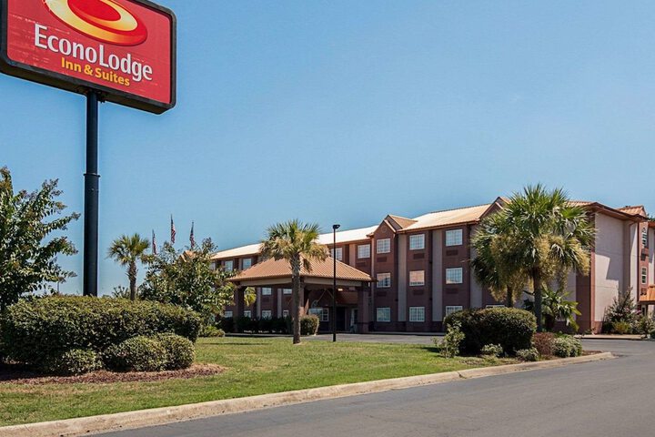 Hotel 2 of 33