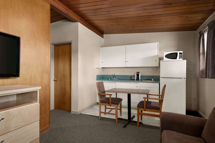 Room 20 of 26