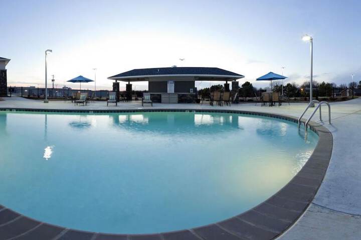 Pool 6 of 40