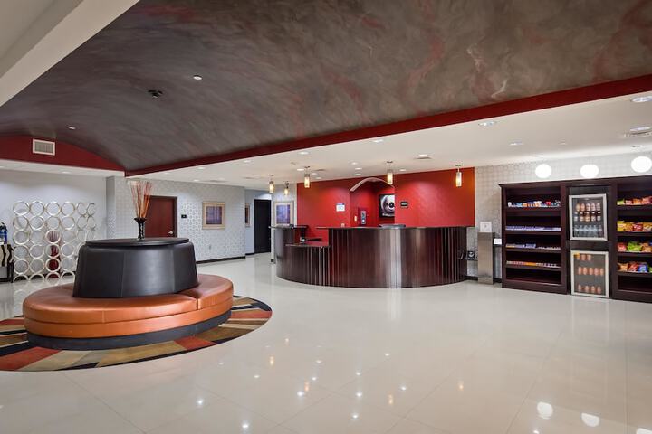 Best Western Plus Goodman Inn & Suites