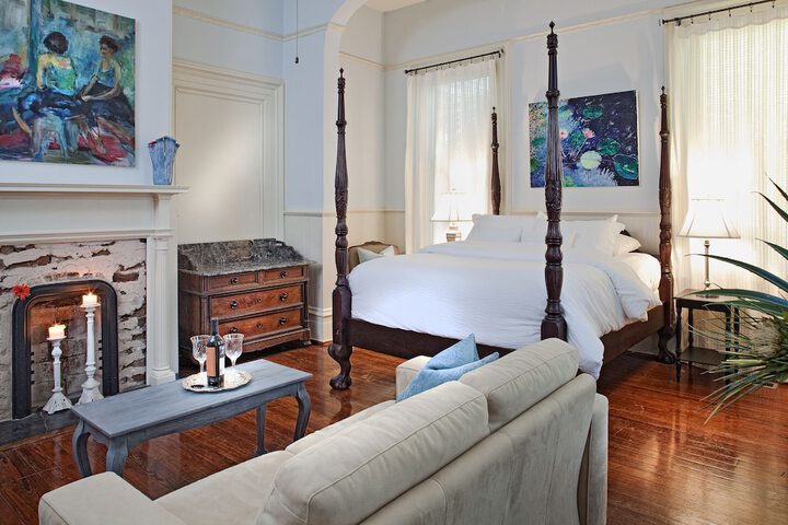 Room 25 of 65