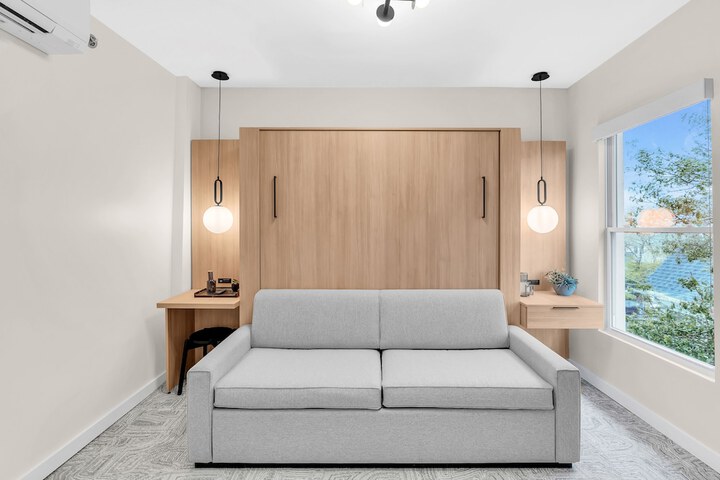Room 41 of 48