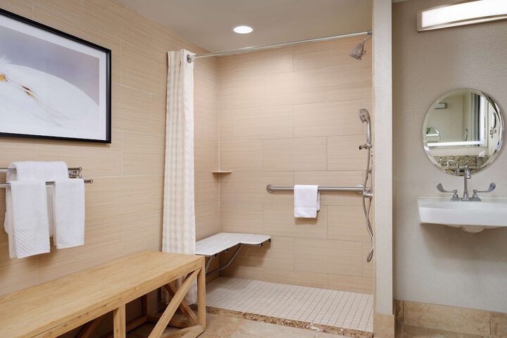 DoubleTree by Hilton Philadelphia Center City
