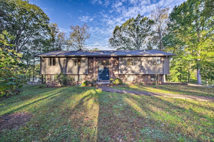 Chickamauga Lake Vacation Rental w / Boat Dock!