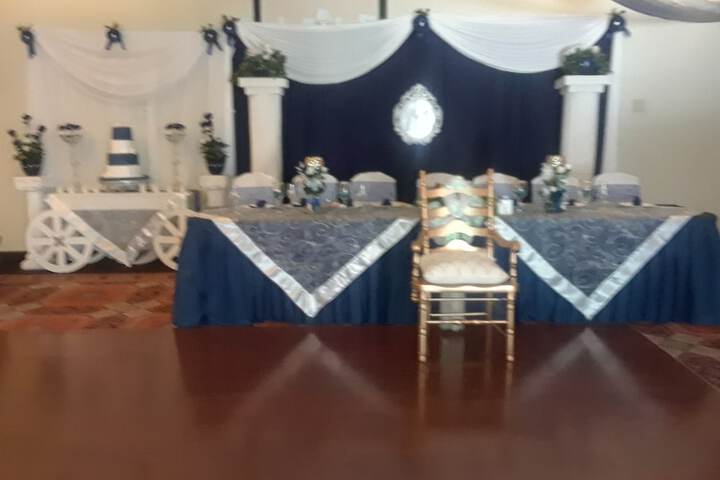 Room 12 of 25