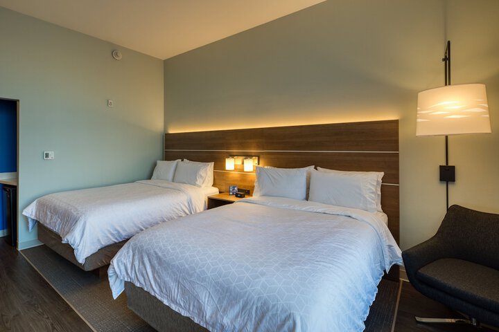 Room 49 of 119
