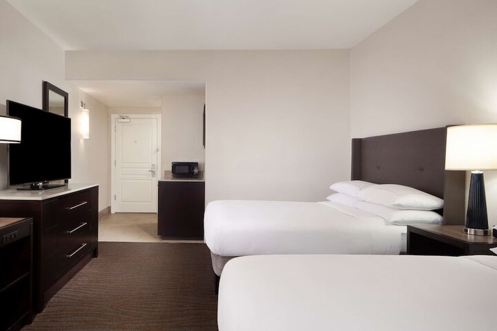 Room 36 of 77