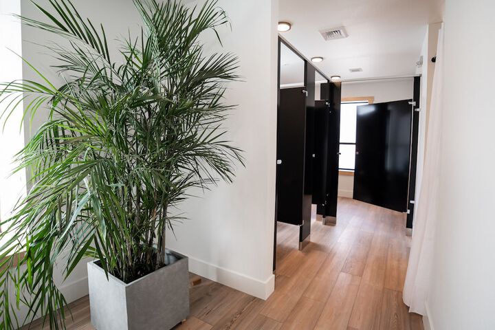 Room 25 of 52