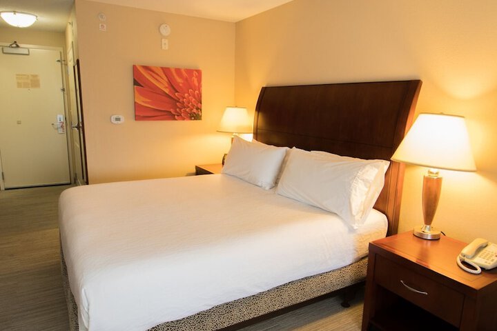 Room 14 of 50