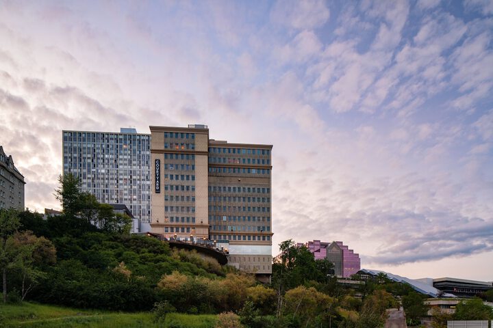 Hotel 4 of 40