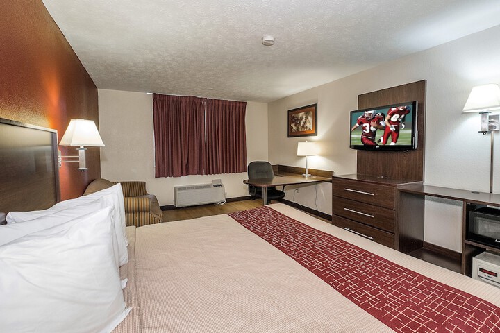 Room 25 of 29