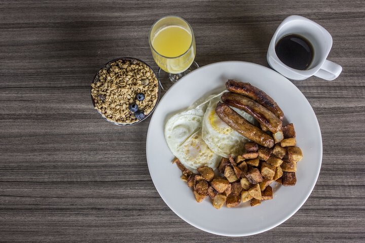 Breakfast/Coffee Service 65 of 99