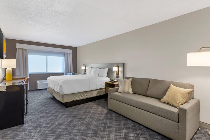 Comfort Inn Huntington near University area