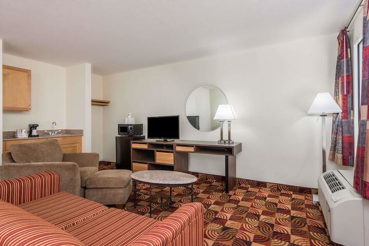 Room 14 of 19