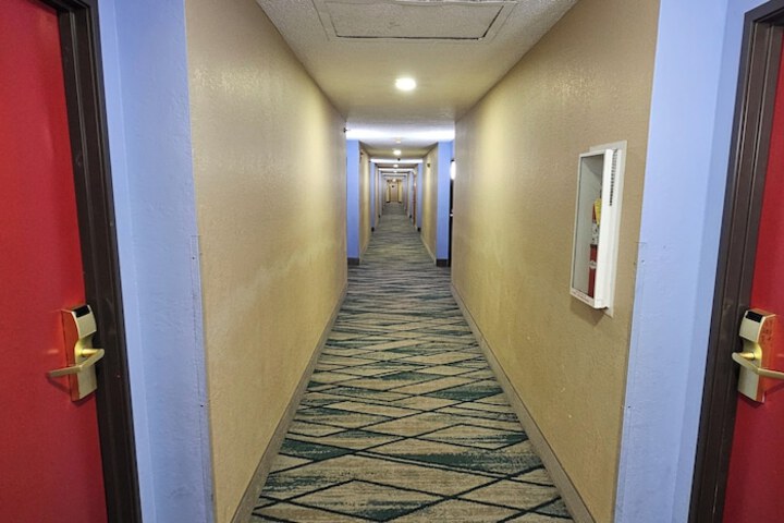 Gardner Inn
