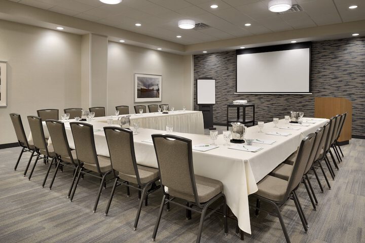 Holiday Inn & Suites Duluth Downtown by IHG