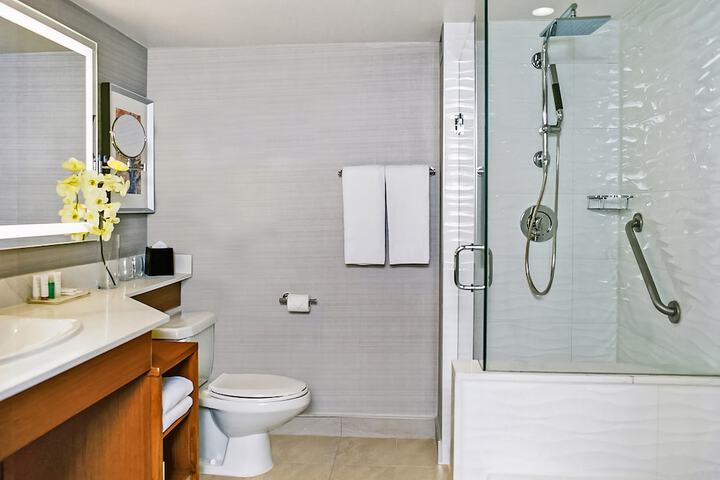 Room 14 of 27