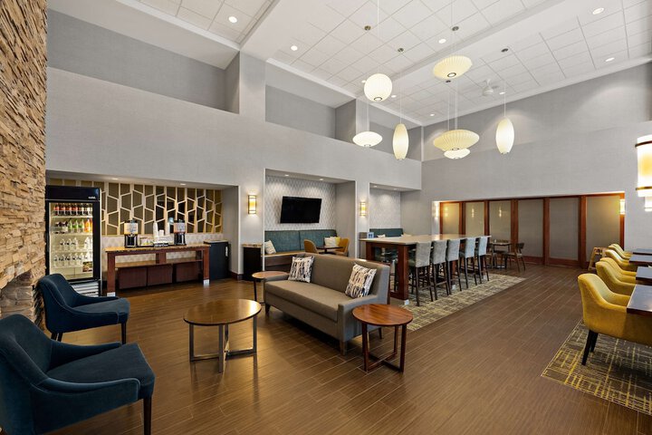 Hampton Inn & Suites Poughkeepsie