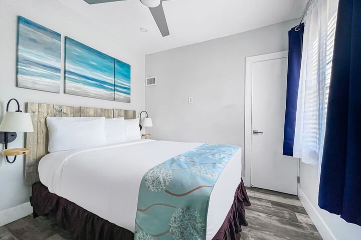 Room 13 of 29