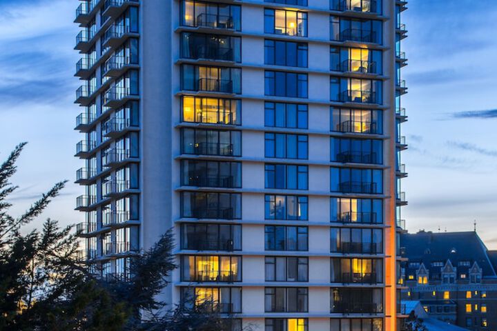 DoubleTree by Hilton Hotel & Suites Victoria