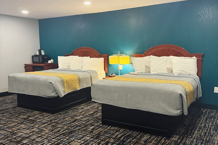 CAMPBELL APOS S MOTEL