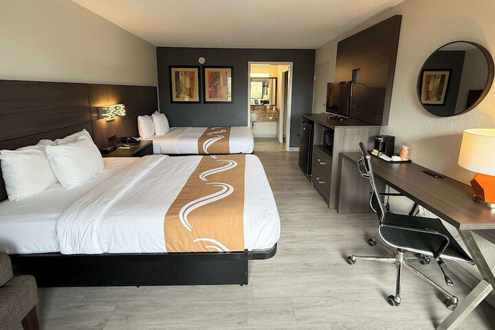 Quality Inn & Suites Baton Rouge West – Port Allen