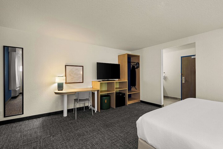 Room 21 of 58