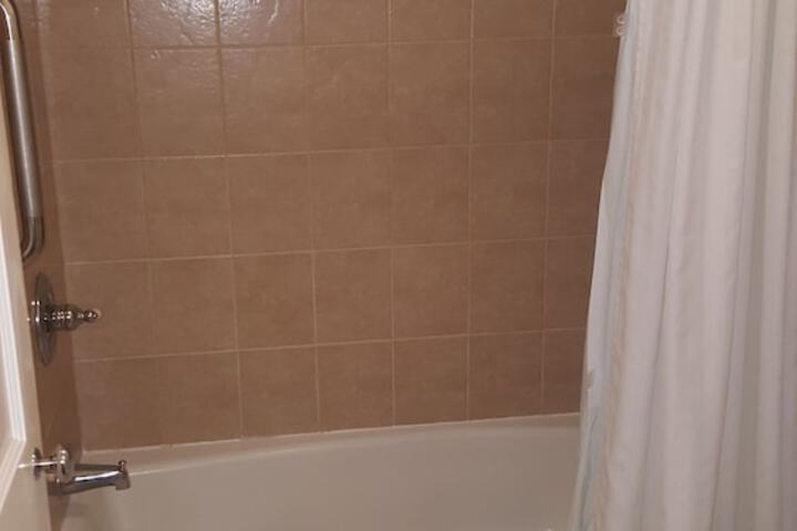 Room 275 of 392