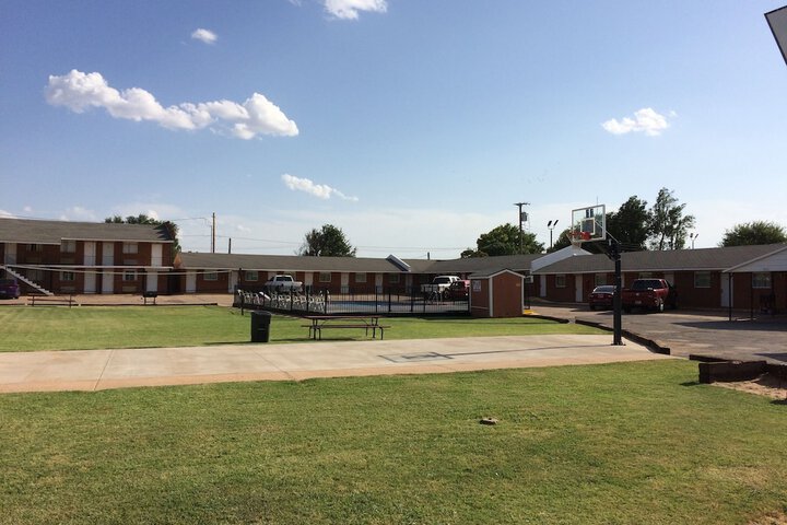 Property Grounds 23 of 27