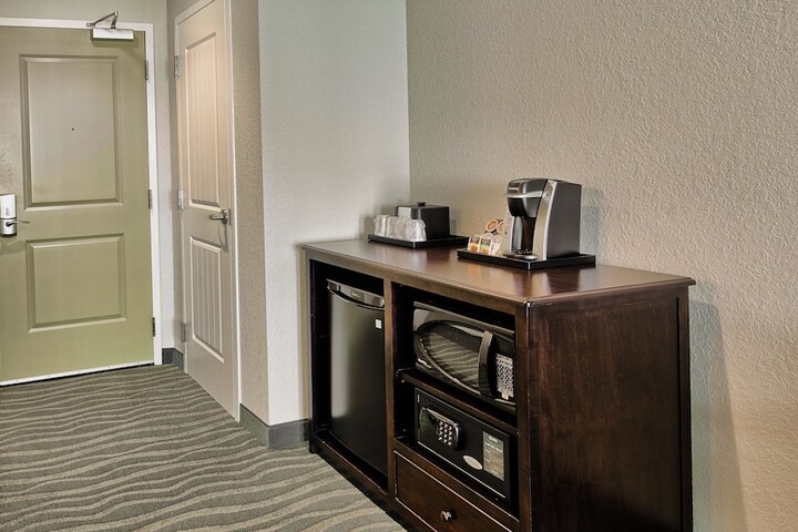 Room 57 of 141