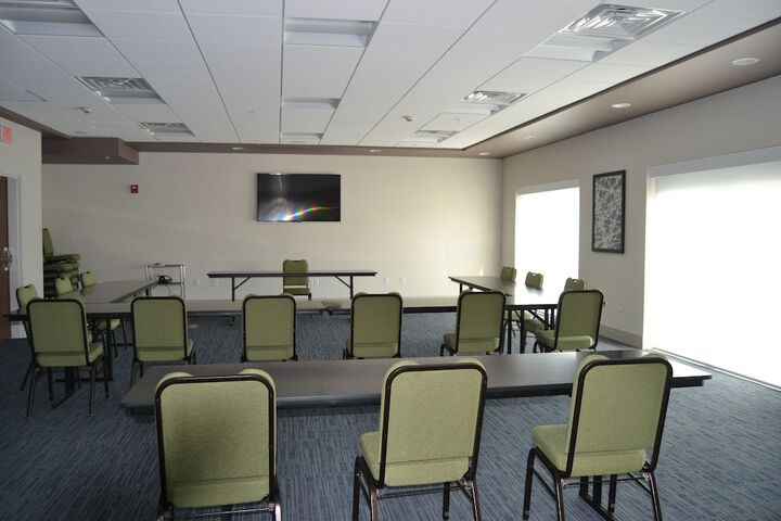 Holiday Inn Express & Suites Goodlettsville N - Nashville by IHG