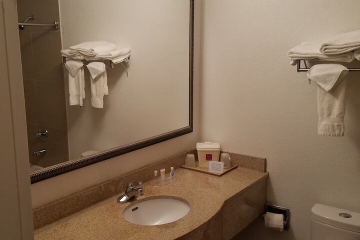Room 18 of 71