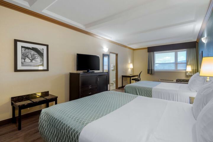 Room 16 of 36