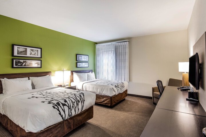 Room 19 of 32