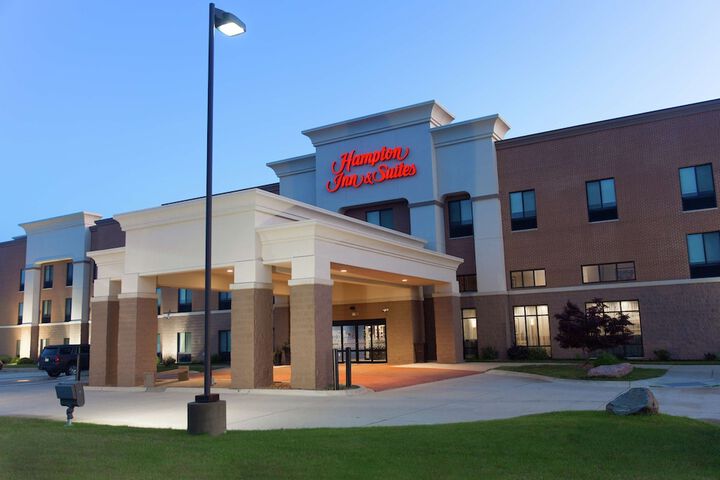 Hotel 3 of 48