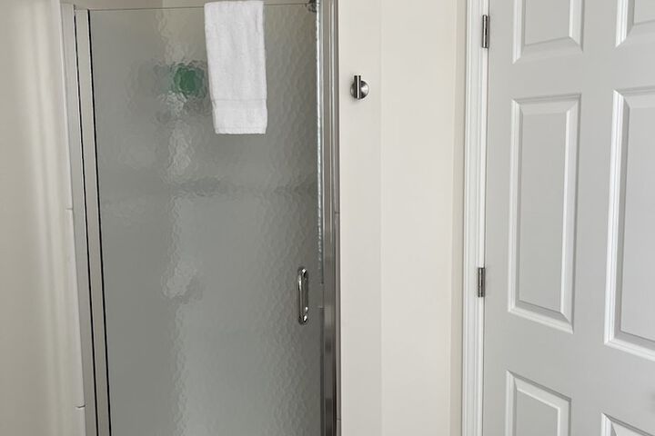 Room 164 of 238