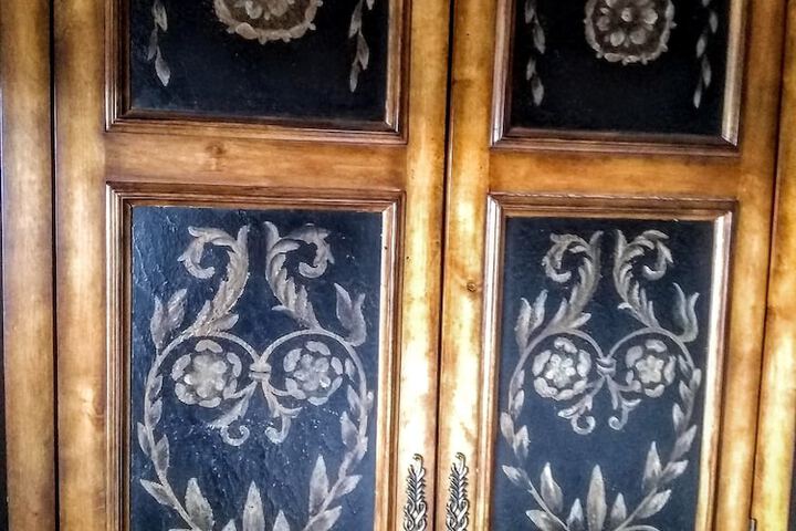 Room 45 of 77