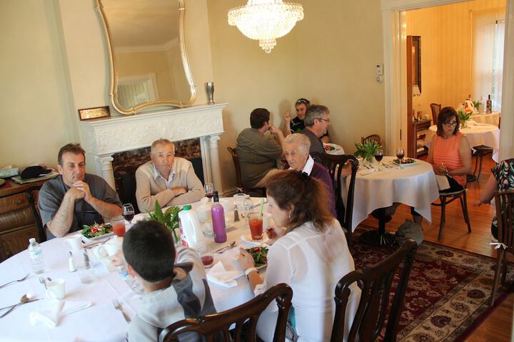 Dining 61 of 66